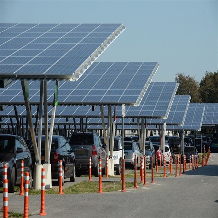 Abri d'auto photovoltaïque