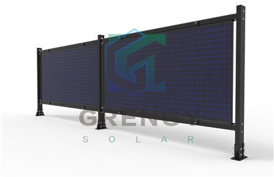 Clôture solaire avec fondation en béton