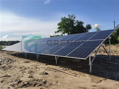 Système solaire photovoltaïque monté au sol